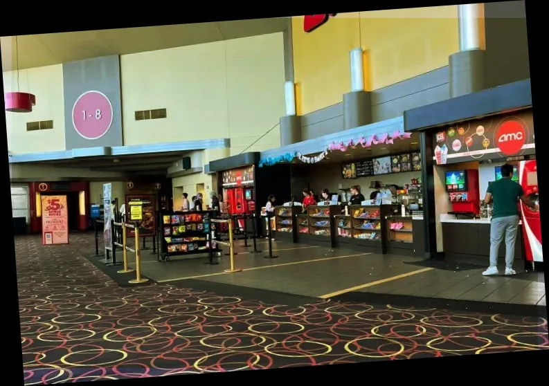 AMC Inver Grove 16