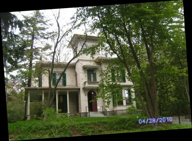 Emily Dickinson Museum